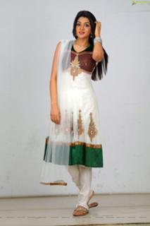 Sakshi Choudhary feet photo 17