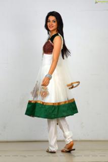 Sakshi Choudhary feet photo 13