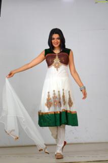 Sakshi Choudhary feet photo 3