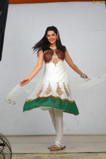 Sakshi Choudhary feet photo 9