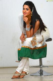 Sakshi Choudhary feet photo 5