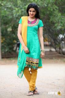 Sakshi Choudhary feet photo 10