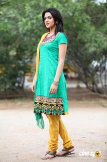 Sakshi Choudhary feet photo 6