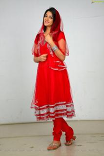 Sakshi Choudhary feet photo 3