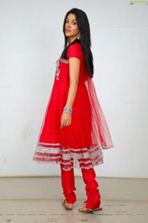 Sakshi Choudhary feet photo 10