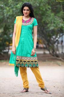 Sakshi Choudhary feet photo 12