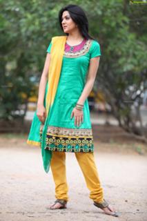 Sakshi Choudhary feet photo 10