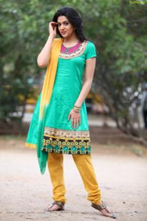 Sakshi Choudhary feet photo 9