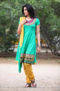 Sakshi Choudhary feet photo 4