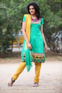 Sakshi Choudhary feet photo 1