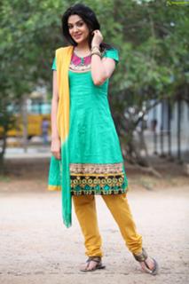 Sakshi Choudhary feet photo 20