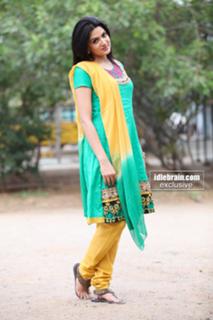 Sakshi Choudhary feet photo 14