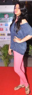 Sakshi Choudhary feet photo 1
