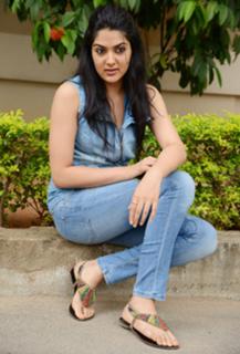 Sakshi Choudhary feet photo 7