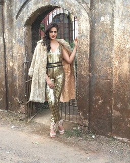 Sakshi Choudhary feet photo 13