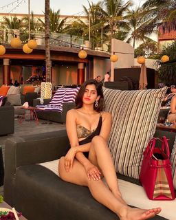 Sakshi Malik feet photo thumbnail