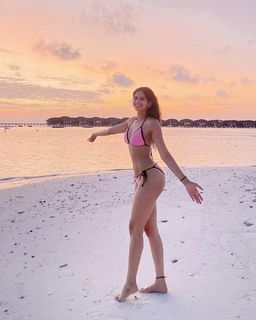 Sakshi Malik feet photo thumbnail