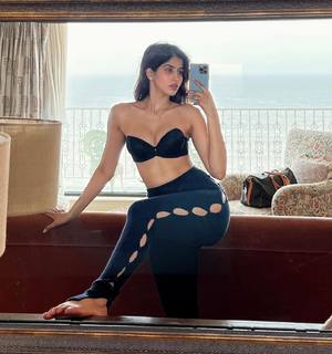 Sakshi Malik feet photo thumbnail