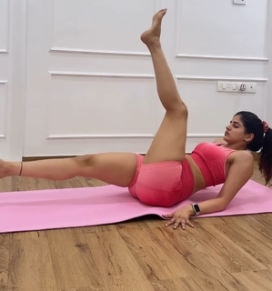 Sakshi Malik feet photo thumbnail