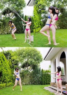 Sakura Miyawaki feet photo thumbnail