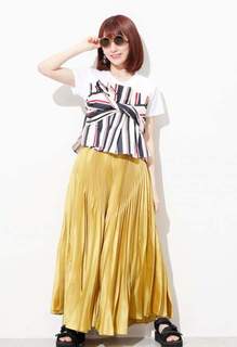 Sakura Miyawaki feet photo thumbnail