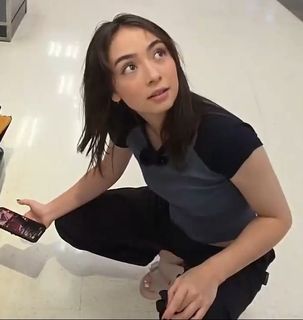 Sakura Shymko feet photo thumbnail