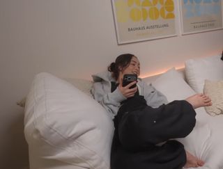 Sakura Shymko feet photo thumbnail