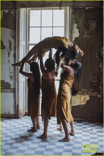 Saleka Shyamalan feet photo 9
