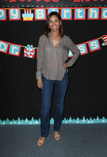 Salli Richardson-Whitfield feet photo thumbnail