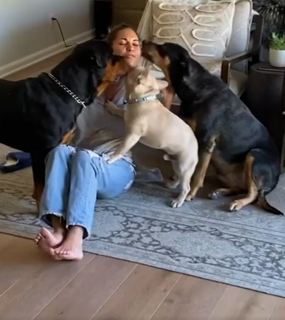 Salli Richardson-Whitfield feet photo thumbnail