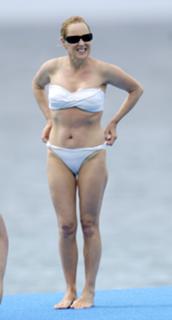 Sally Dynevor feet photo 10