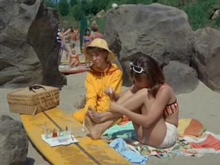 Sally Field feet photo thumbnail