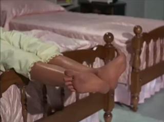 Sally Field feet photo thumbnail