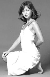 Sally Field feet photo thumbnail