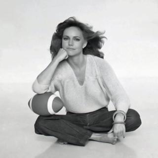 Sally Field feet photo thumbnail