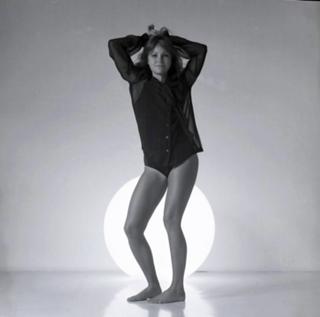 Sally Field feet photo thumbnail
