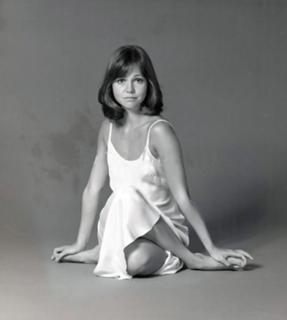 Sally Field feet photo thumbnail