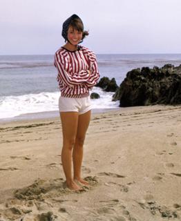 Sally Field feet photo thumbnail