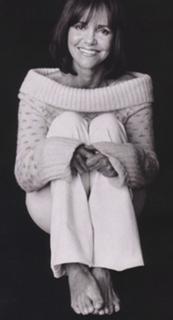 Sally Field feet photo thumbnail
