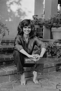 Sally Field feet photo thumbnail