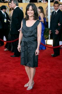 Sally Field feet photo thumbnail