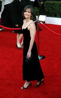 Sally Field feet photo thumbnail