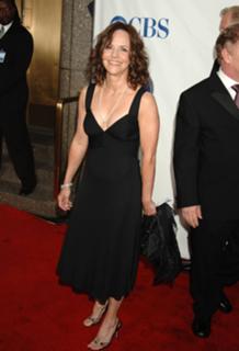 Sally Field feet photo thumbnail