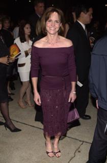 Sally Field feet photo thumbnail