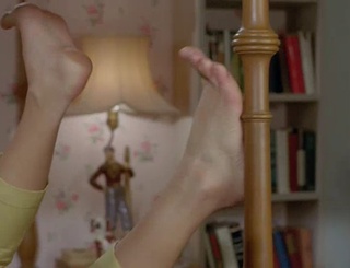 Sally Field feet photo thumbnail