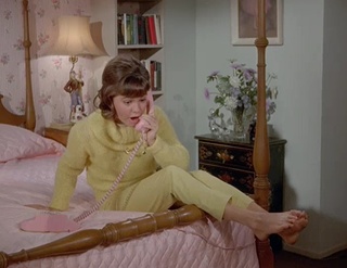 Sally Field feet photo thumbnail