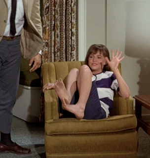 Sally Field feet photo thumbnail