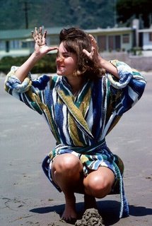 Sally Field feet photo thumbnail