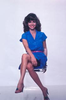 Sally Field feet photo thumbnail