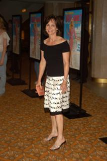Sally Field feet photo thumbnail